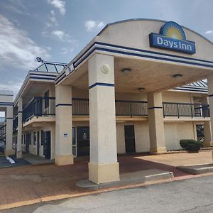Days Inn Oklahoma City West