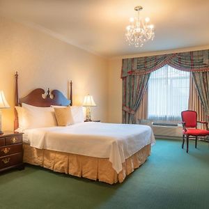 Executive King Room