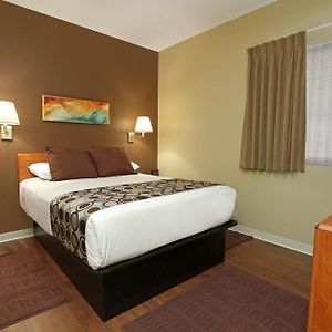 Queen Suite