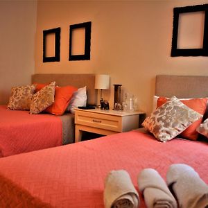 Kangaroo Wasi Airport Bed & Breakfast