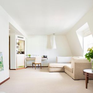 City Junior Suite