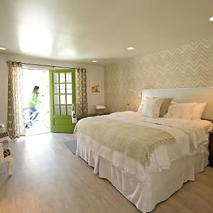 Second Floor King Room