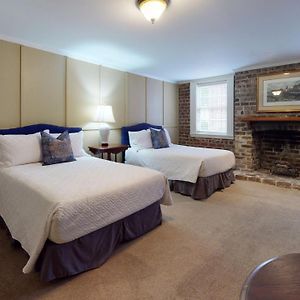 Tradition King Room