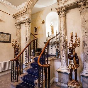 Grosvenor Villa