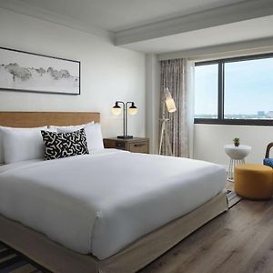 Deluxe Upper Floors King Room