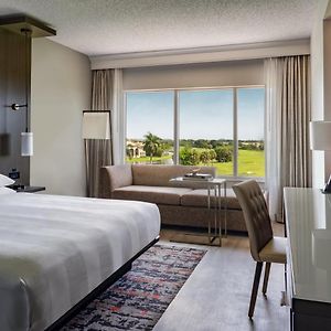Standard Guest Room Mobility accessible
