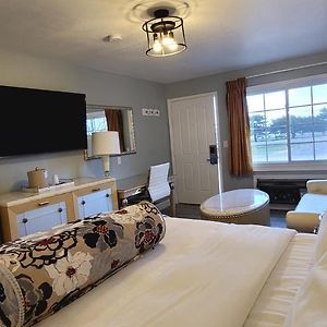 Standard Room with 1 Single Bed