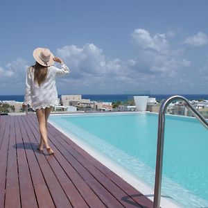 Macondo 5Ta Av Residences Fi