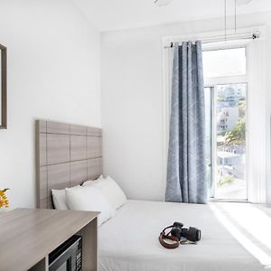 Economy Triple Room