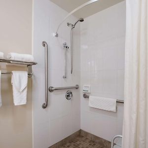 King Room Mobility accessible