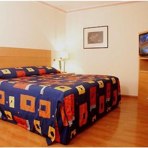 Standard Room with 1 Single Bed