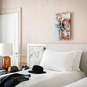 Premium Luxury Twin Room