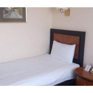 Standard Room with 1 Single Bed