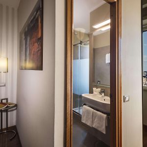 Classic Single Room
