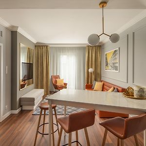 Grand Deluxe Suite