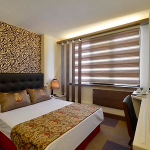 Budget King Room