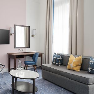 Premium King Room