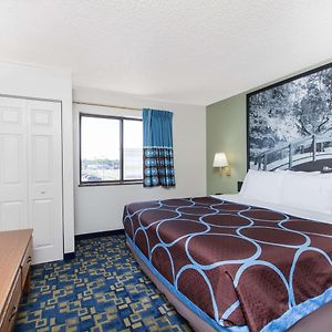 One-Bedroom King Suite