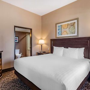 Two-Bedroom King Suite