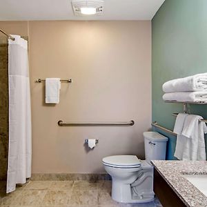 King Room Mobility accessible