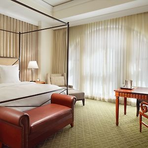 Premier King Room