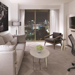 Premier King Suite
