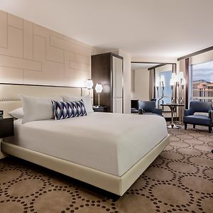 Deluxe Tower King Room