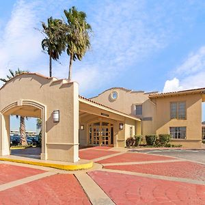 La Quinta Inn By Wyndham New Orleans Causeway