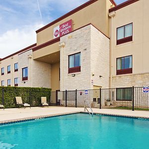 Best Western Plus Austin Airport Inn & Suites