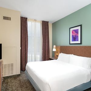 One-Bedroom King Suite