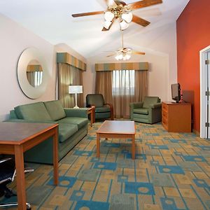 One-Bedroom King Suite
