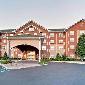Hawthorn Suites By Wyndham Louisville East