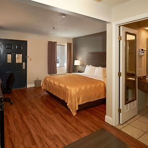 Superior King Suite