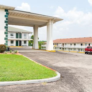 Evergreen Inn