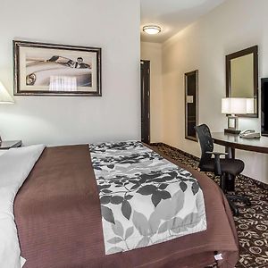 King Suite Mobility accessible