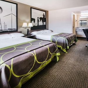 Super 8 By Wyndham Oklahoma Airport Fairgrounds West