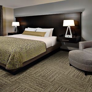 One-Bedroom Suite Hearing accessible