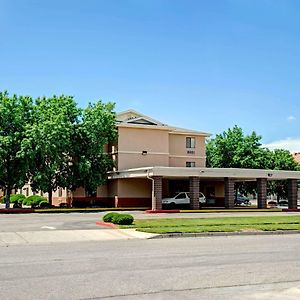 Super 8 By Wyndham Albuquerque West/Coors Blvd