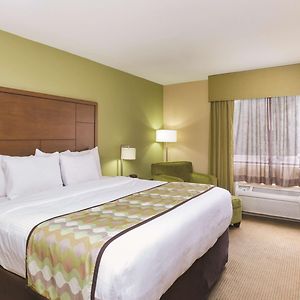 King Room Mobility or hearing accessible