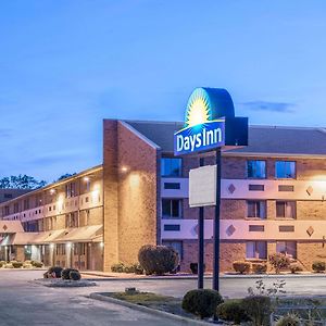 Days Inn By Wyndham Hurstbourne