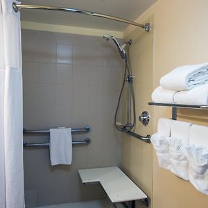 One-Bedroom Queen Room