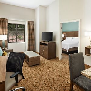One-Bedroom King Suite