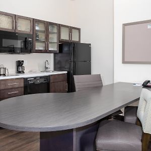 Queen Suite