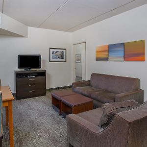 Two-Bedroom King Suite