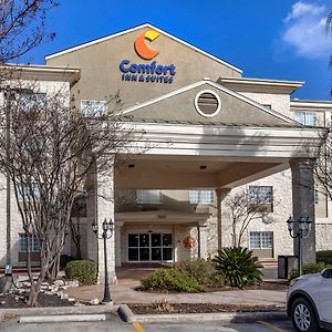 Comfort Inn & Suites Texas Hill Country