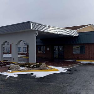 Days Inn By Wyndham Rawlins