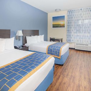 Days Inn By Wyndham Macon I-75 North