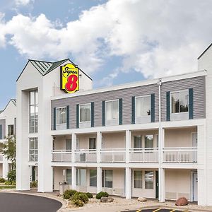 Super 8 By Wyndham Madison East