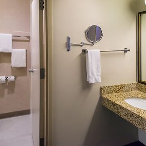 Queen Room Mobility and hearing accessible