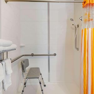 Executive  King Room Mobility accessible